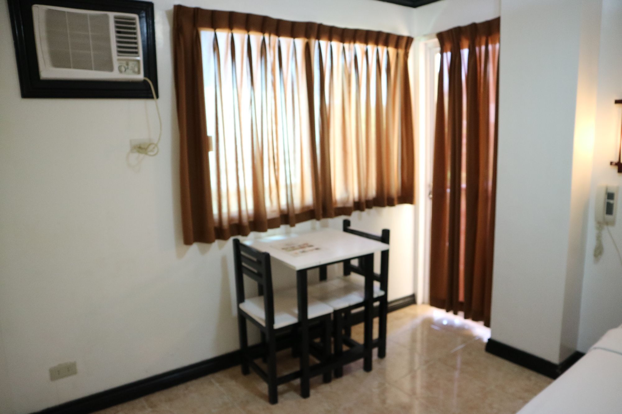 Avana Hills Boracay Liltime Deluxe Suite Balabag  Exteriör bild